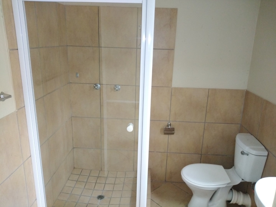 To Let  Bedroom Property for Rent in Van Der Hoff Park North West